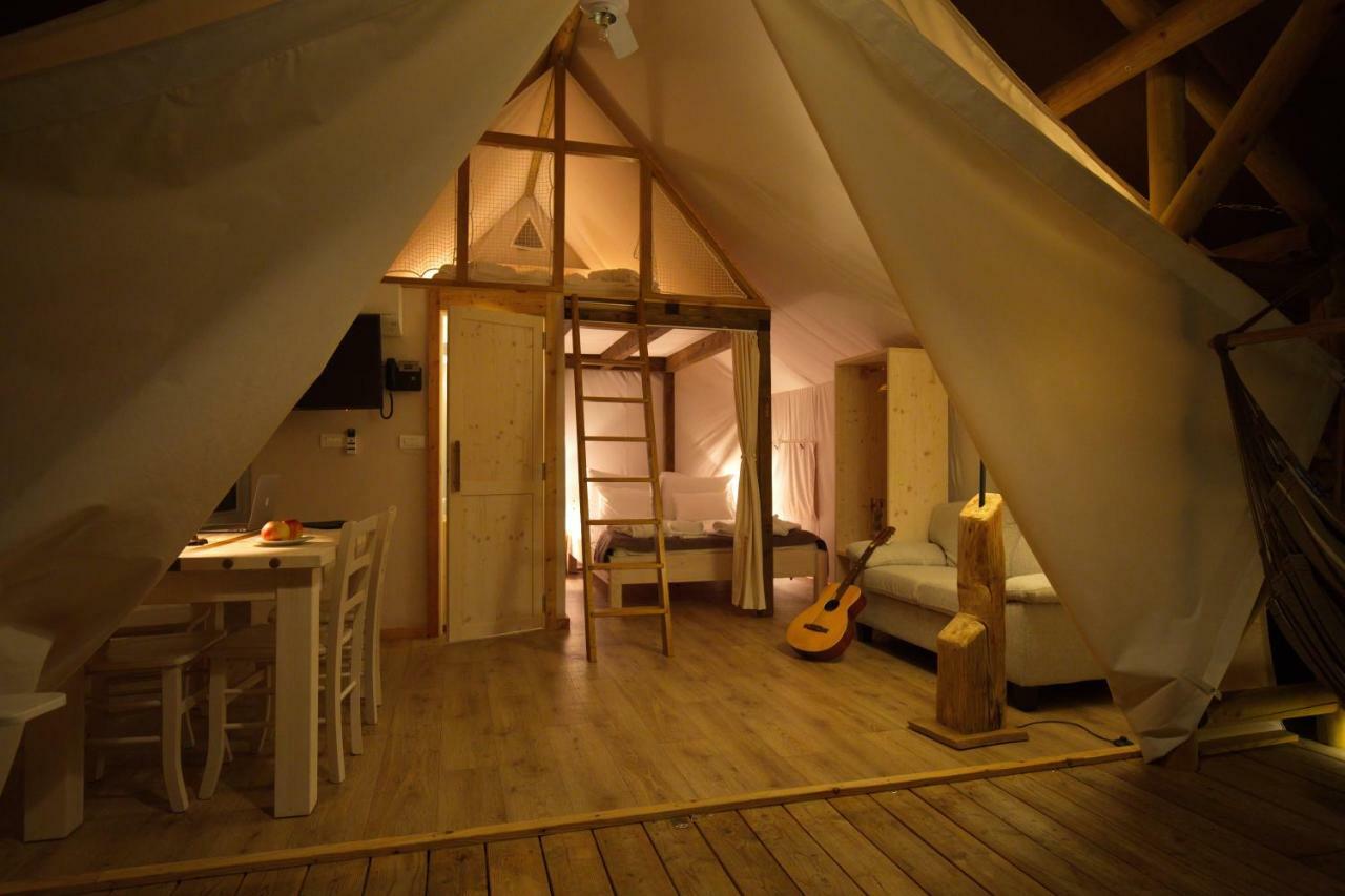 ホテル Glamping Sun Valley Bioterme Mala Nedelja エクステリア 写真